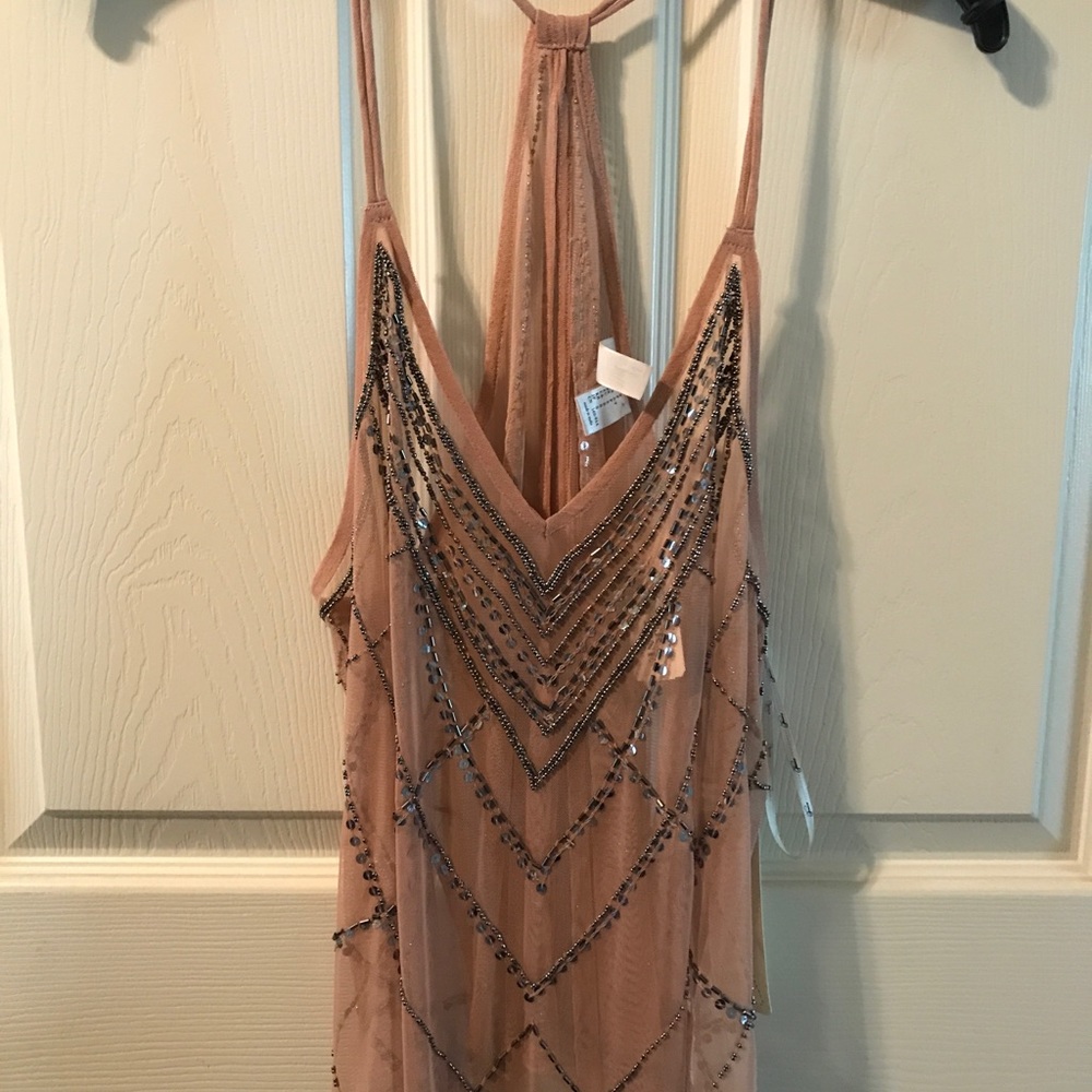 Forever 21 NWT knit top sequin details